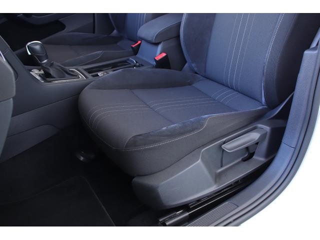ゴルフオールトラック ＴＳＩ　４モーション　ユーザー様直接買取車両　車検整備付　テクノロジーＰＫＧ　ＤｉｓｃｏｖｅｒＰｒｏナビ　クルーズコントロール　ステアリングヒーター　ＥＴＣ２．０　純正ナビ　バックカメラ（32枚目）