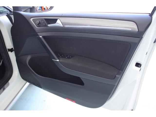 ゴルフオールトラック ＴＳＩ　４モーション　ユーザー様直接買取車両　車検整備付　テクノロジーＰＫＧ　ＤｉｓｃｏｖｅｒＰｒｏナビ　クルーズコントロール　ステアリングヒーター　ＥＴＣ２．０　純正ナビ　バックカメラ（35枚目）