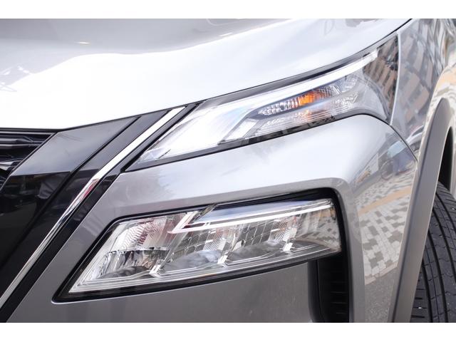 エクストレイル Ｘ　ｅ－４ＯＲＣＥ　車検Ｒ９年９月　５人乗　プロパイロット　アラウンドビューモニター　パワーバックドア　スマートルームミラー　１２．３インチ型純正ナビ　ステアリングヒーター　ＡＣ１００Ｖ　ＬＥＤヘッド　純正１８インチＡＷ（20枚目）