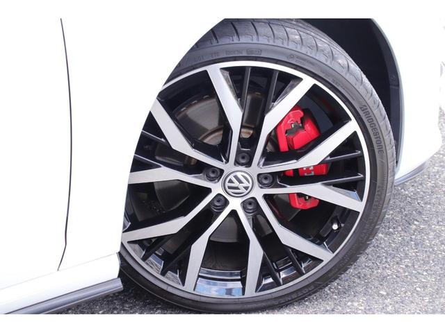 ゴルフGTI パフォーマンス 500台限定 DiscoverProナビ bremboキャリパー 専用19インチAW レーダーブレーキシステム 専用チェック柄スポーツシート 前後ドライブレコーダー アダプティブクルーズコントロール(12枚目)
