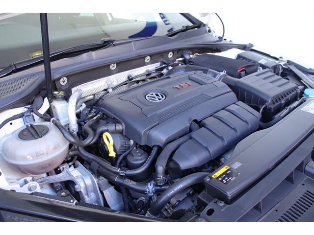 ゴルフGTI パフォーマンス 500台限定 DiscoverProナビ bremboキャリパー 専用19インチAW レーダーブレーキシステム 専用チェック柄スポーツシート 前後ドライブレコーダー アダプティブクルーズコントロール(25枚目)