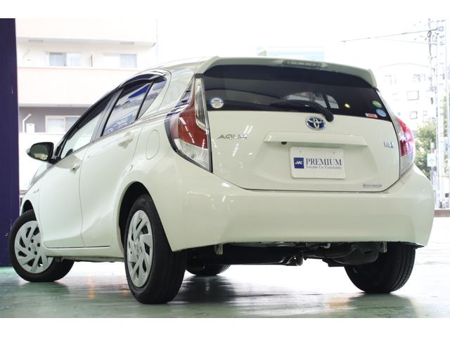 アクア S ワンオーナーユーザー様直接買取車 禁煙車 セーフティセンス LEDヘッドライト・フォグランプ 純正ナビ フルセグTV バックカメラ(3枚目)