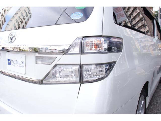 ヴェルファイア ２．４Ｖ　ワンオーナーユーザー様直接買取車　ツインムーンルーフ　メーカーオプションナビ　フルセグＴＶ　バックカメラ　両側パワースライドドア　ＡＣ１００Ｖ　車検Ｒ９年４月（15枚目）