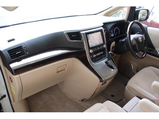 ヴェルファイア ２．４Ｖ　ワンオーナーユーザー様直接買取車　ツインムーンルーフ　メーカーオプションナビ　フルセグＴＶ　バックカメラ　両側パワースライドドア　ＡＣ１００Ｖ　車検Ｒ９年４月（19枚目）