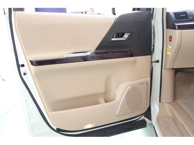 ヴェルファイア ２．４Ｖ　ワンオーナーユーザー様直接買取車　ツインムーンルーフ　メーカーオプションナビ　フルセグＴＶ　バックカメラ　両側パワースライドドア　ＡＣ１００Ｖ　車検Ｒ９年４月（28枚目）