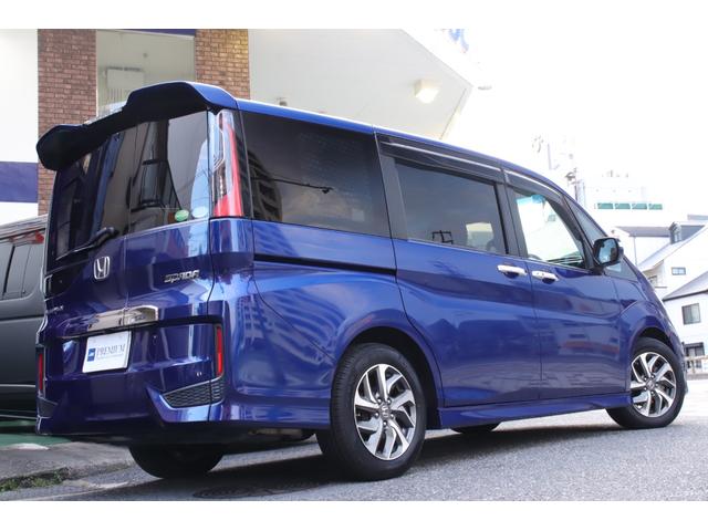 ステップワゴンスパーダ スパーダ　ユーザー様直接買取車両　ホンダセンシング　純正インターナビ　フルセグＴＶ　ＣＭＢＳ　ＡＣＣ　ＬＫＡＳ　両側パワースライドドア　ＬＥＤヘッドライト　デジタルインナーミラー（4枚目）
