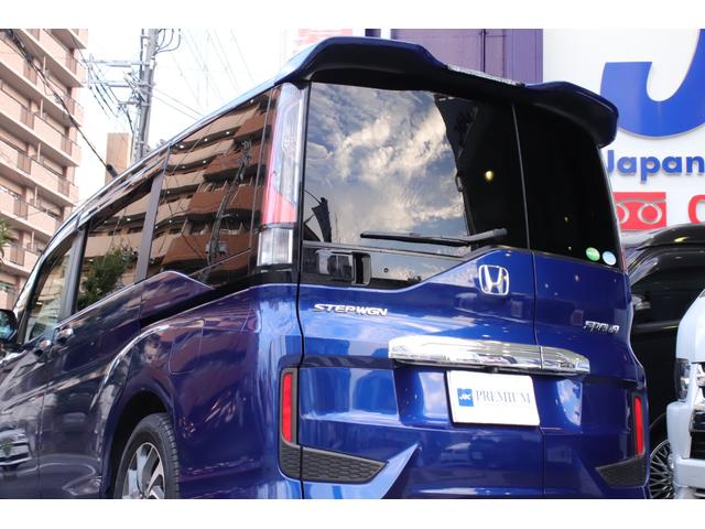 ステップワゴンスパーダ スパーダ　ユーザー様直接買取車両　ホンダセンシング　純正インターナビ　フルセグＴＶ　ＣＭＢＳ　ＡＣＣ　ＬＫＡＳ　両側パワースライドドア　ＬＥＤヘッドライト　デジタルインナーミラー（5枚目）