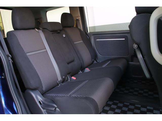 ステップワゴンスパーダ スパーダ　ユーザー様直接買取車両　ホンダセンシング　純正インターナビ　フルセグＴＶ　ＣＭＢＳ　ＡＣＣ　ＬＫＡＳ　両側パワースライドドア　ＬＥＤヘッドライト　デジタルインナーミラー（29枚目）