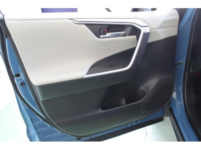 RAV4 ハイブリッドアドベンチャー 法人ワンオーナーユーザー様直接買取車両 禁煙車 パノラマサンルーフ パノラミックビューモニター フルレザーシート BSM LKA セーフティセンス(30枚目)