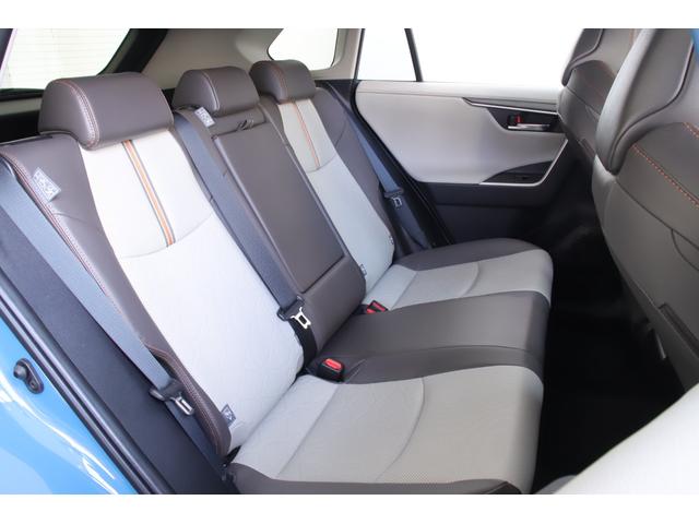 RAV4 ハイブリッドアドベンチャー 法人ワンオーナーユーザー様直接買取車両 禁煙車 パノラマサンルーフ パノラミックビューモニター フルレザーシート BSM LKA セーフティセンス(32枚目)