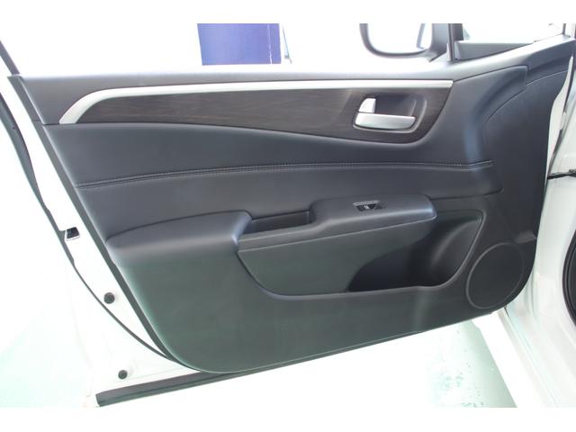 ジェイド ハイブリッドＸ　ワンオーナーユーザー様直接買取車　禁煙車　車検Ｒ９年３月　ホンダセンシング　純正インターナビ　フルセグＴＶ　バックカメラ　ＬＥＤヘッドライト　ハーフレザーシート（30枚目）