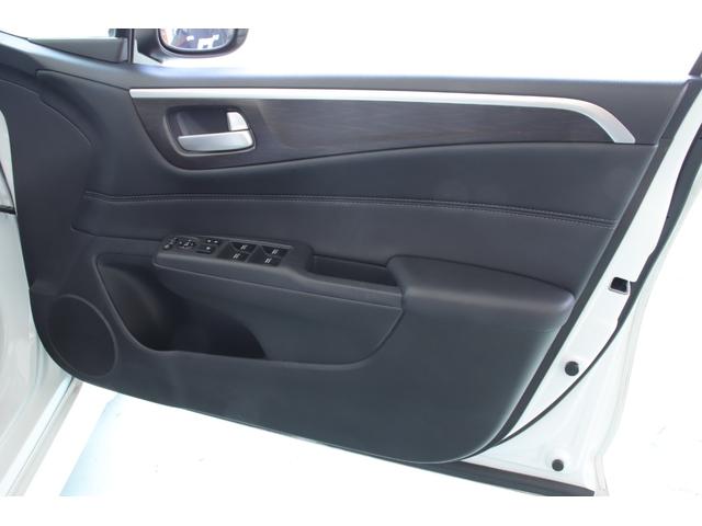ジェイド ハイブリッドＸ　ワンオーナーユーザー様直接買取車　禁煙車　車検Ｒ９年３月　ホンダセンシング　純正インターナビ　フルセグＴＶ　バックカメラ　ＬＥＤヘッドライト　ハーフレザーシート（31枚目）