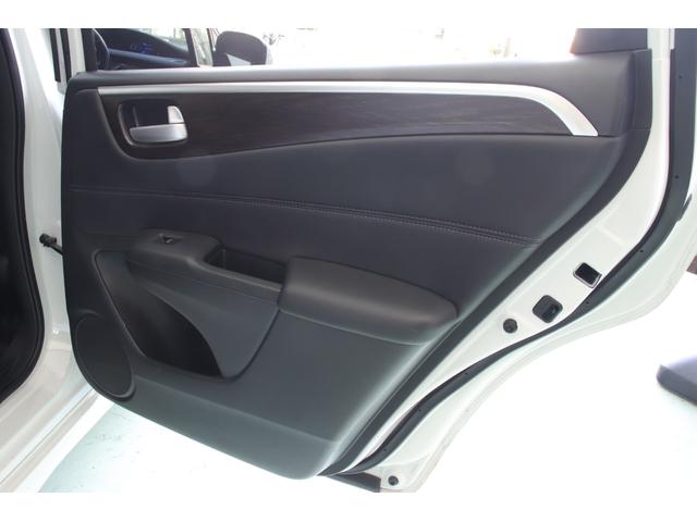 ジェイド ハイブリッドＸ　ワンオーナーユーザー様直接買取車　禁煙車　車検Ｒ９年３月　ホンダセンシング　純正インターナビ　フルセグＴＶ　バックカメラ　ＬＥＤヘッドライト　ハーフレザーシート（35枚目）