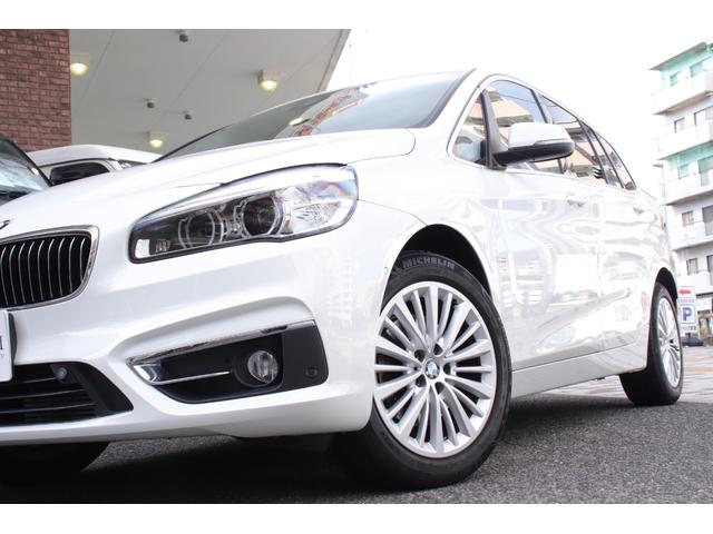 ２シリーズ ２１８ｉグランツアラー　ラグジュアリー　ディーラー整備記録簿　アドバンスドアクティブセーフティＰＫＧ　ドライビングアシスト　コンフォートＰＫＧ　ＨＵＤ　ＡＣＣ　本革シート　コンフォートアクセス　パワーバックドア　ＬＥＤヘッドライト（11枚目）