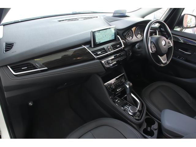 ２シリーズ ２１８ｉグランツアラー　ラグジュアリー　ディーラー整備記録簿　アドバンスドアクティブセーフティＰＫＧ　ドライビングアシスト　コンフォートＰＫＧ　ＨＵＤ　ＡＣＣ　本革シート　コンフォートアクセス　パワーバックドア　ＬＥＤヘッドライト（25枚目）