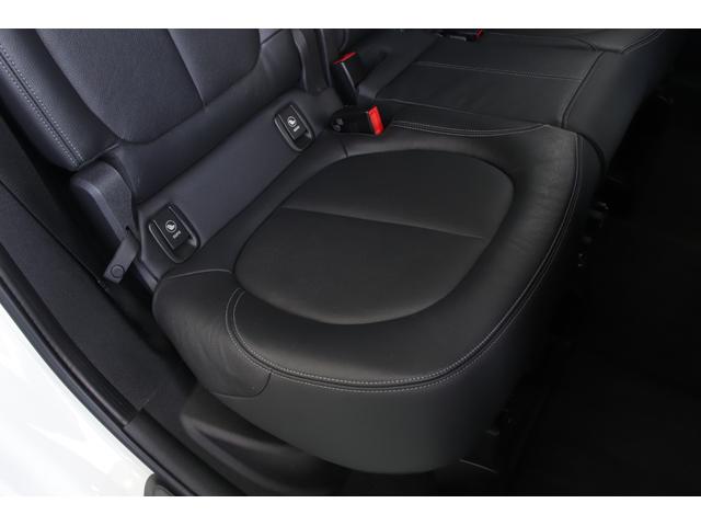 ２シリーズ ２１８ｉグランツアラー　ラグジュアリー　ディーラー整備記録簿　アドバンスドアクティブセーフティＰＫＧ　ドライビングアシスト　コンフォートＰＫＧ　ＨＵＤ　ＡＣＣ　本革シート　コンフォートアクセス　パワーバックドア　ＬＥＤヘッドライト（37枚目）