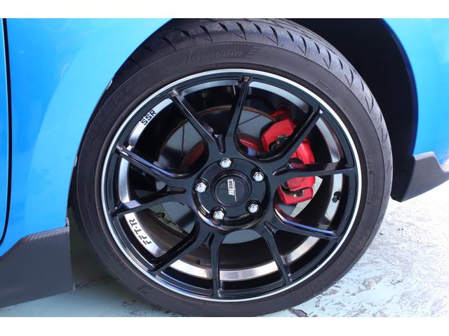 スイフトスポーツ ベースグレード ワンオーナーユーザー様直接買取 禁煙車 セーフティサポート アダプティブクルーズコントロール SSR製17インチアルミ フローティングナビ フルセグTV シートヒーター 前後ドライブレコーダー(5枚目)