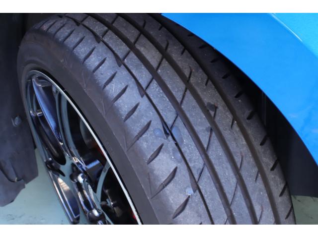 スイフトスポーツ ベースグレード ワンオーナーユーザー様直接買取 禁煙車 セーフティサポート アダプティブクルーズコントロール SSR製17インチアルミ フローティングナビ フルセグTV シートヒーター 前後ドライブレコーダー(6枚目)