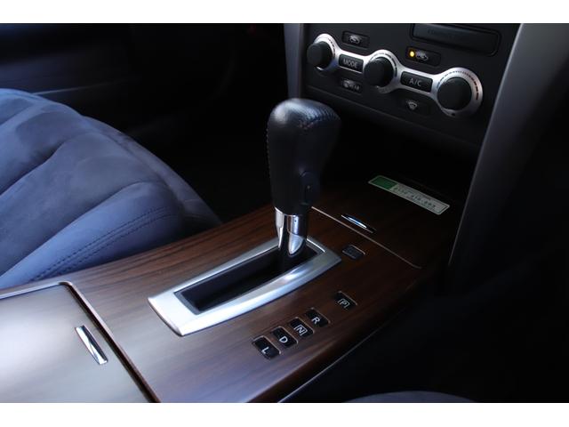 ティアナ 　ワンオーナーユーザー様直接買取　禁煙車　純正ＨＤＤナビ　サイド・バックカメラ　パワーシート　ＥＴＣ　インテリジェントキー（21枚目）