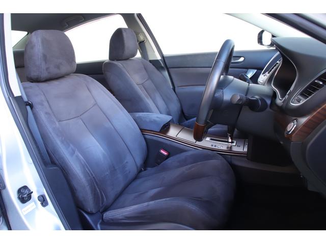 ティアナ 　ワンオーナーユーザー様直接買取　禁煙車　純正ＨＤＤナビ　サイド・バックカメラ　パワーシート　ＥＴＣ　インテリジェントキー（22枚目）