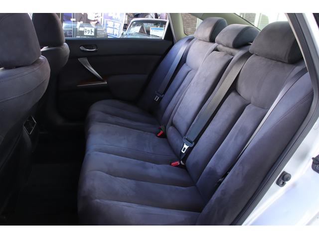 ティアナ 　ワンオーナーユーザー様直接買取　禁煙車　純正ＨＤＤナビ　サイド・バックカメラ　パワーシート　ＥＴＣ　インテリジェントキー（29枚目）