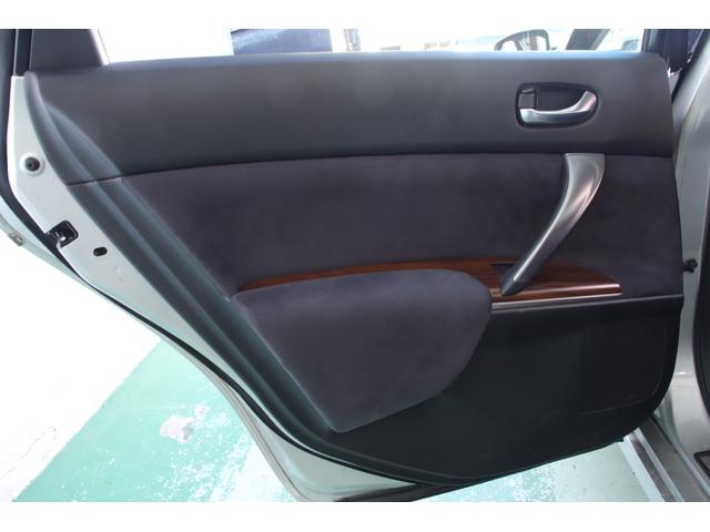 ティアナ 　ワンオーナーユーザー様直接買取　禁煙車　純正ＨＤＤナビ　サイド・バックカメラ　パワーシート　ＥＴＣ　インテリジェントキー（30枚目）