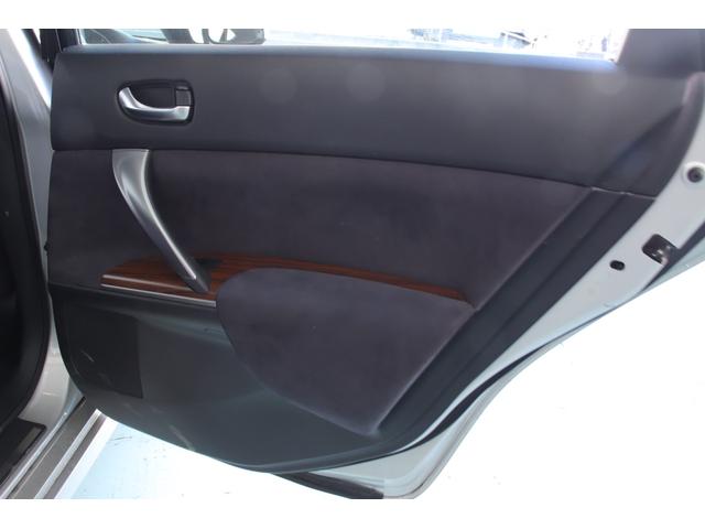 ティアナ 　ワンオーナーユーザー様直接買取　禁煙車　純正ＨＤＤナビ　サイド・バックカメラ　パワーシート　ＥＴＣ　インテリジェントキー（31枚目）