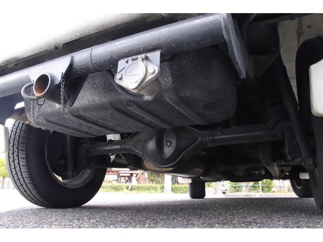 ヒッチメンバー装着！　パワーに自信がございます♪　牽引お任せください！