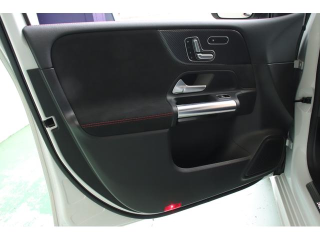 Ｂクラス Ｂ２００ｄ　ＡＭＧライン　ユーザー様直接買取車両　Ｒ２．３．４．５．６．７年整備記録簿　レーダーセーフティＰＫＧ　ナビゲーションＰＫＧ　パワーバックドア　ハーフレザーシート　ＥＴＣ２．０　前後ドライブレコーダー（29枚目）