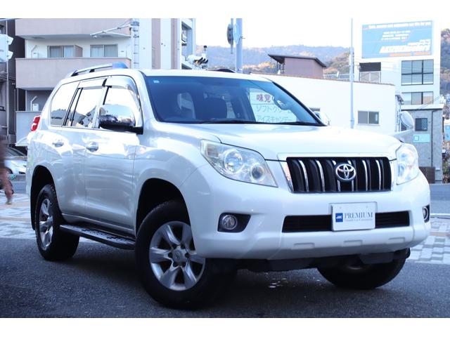 ランドクルーザープラド ＴＸ　車検整備付　ユーザー買取車　サンルーフ　純正ナビ　地デジＴＶ　ルーフレール　バックカメラ　ＥＴＣ　プッシュスタート　スマートキー（2枚目）