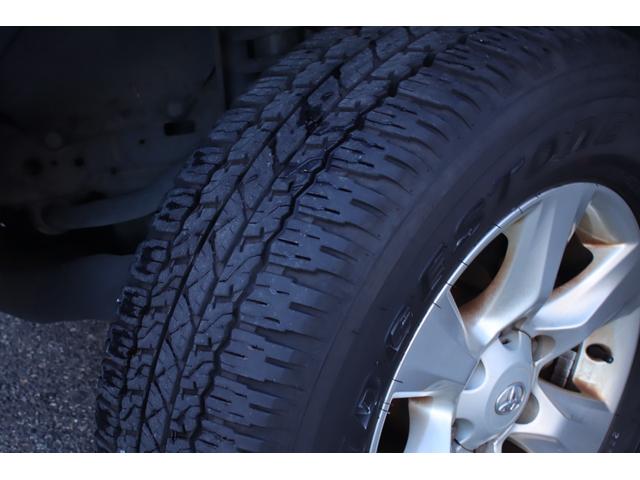 ランドクルーザープラド ＴＸ　車検整備付　ユーザー買取車　サンルーフ　純正ナビ　地デジＴＶ　ルーフレール　バックカメラ　ＥＴＣ　プッシュスタート　スマートキー（12枚目）