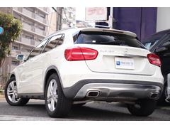 ˾ƤݤޤŹåդˤꡢľܸ줵ĺѿʰǤ 3