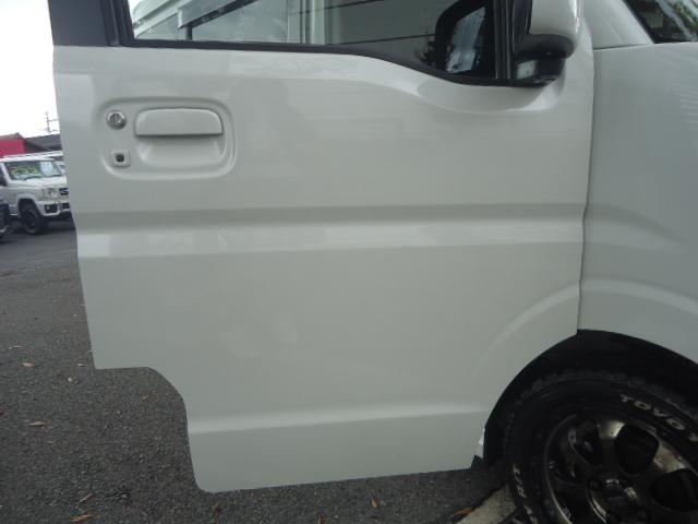 スクラムワゴン PZターボ スペシャル 4WD リフトアップ 両側パワースライドドア デュアルカメラブレーキサポート ETC 革調シートカバー オートステップ 社外アルミ ドライブレコーダー ディスプレイオーディオ(13枚目)