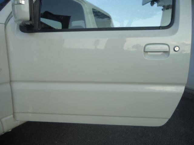 ジムニー クロスアドベンチャーXC 5速MT 4WD ワンオーナー シートヒーター キーレス ETC ハーフレザーシート 背面タイヤ 社外ステンレスマフラー 前後FRPバンパー(13枚目)