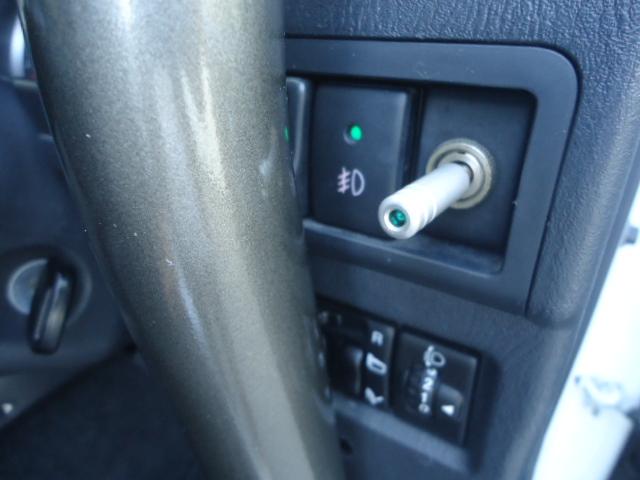 ジムニー クロスアドベンチャーXC 5速MT 4WD ワンオーナー シートヒーター キーレス ETC ハーフレザーシート 背面タイヤ 社外ステンレスマフラー 前後FRPバンパー(22枚目)