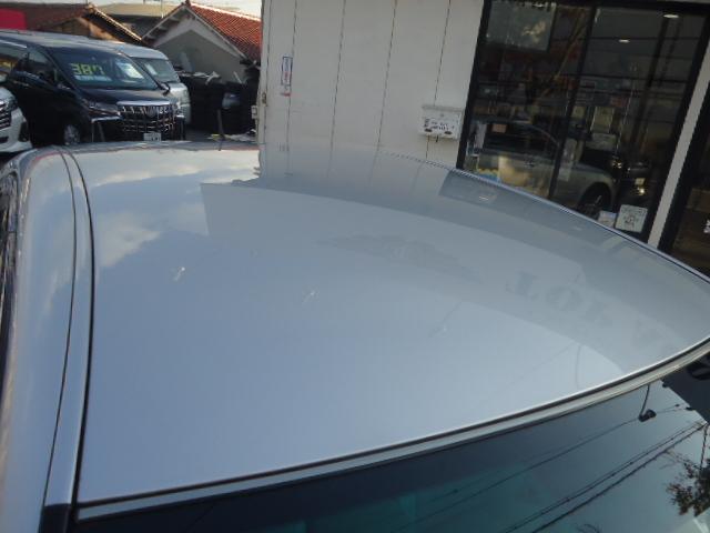 クラウン ロイヤルサルーン　６０ｔｈスペシャルＥＤ　ＨＩＤヘッドライト　ＥＴＣ　スマートキー　純正ナビ（10枚目）