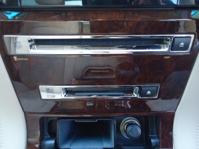 クラウン ロイヤルサルーン　６０ｔｈスペシャルＥＤ　ＨＩＤヘッドライト　ＥＴＣ　スマートキー　純正ナビ（26枚目）