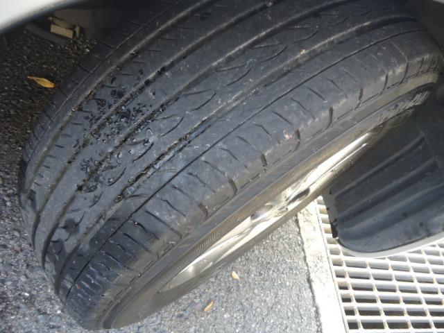 クラウン ロイヤルサルーン　６０ｔｈスペシャルＥＤ　ＨＩＤヘッドライト　ＥＴＣ　スマートキー　純正ナビ（42枚目）