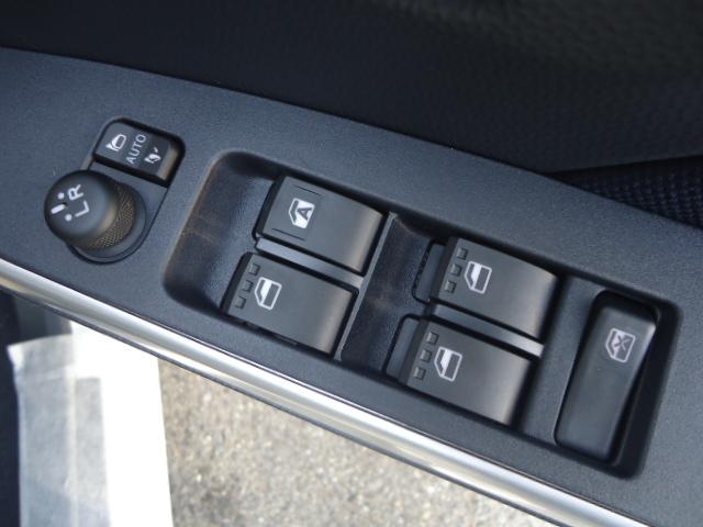 ルーミー カスタムＧ－Ｔ　登録済未使用車　コンフォートパッケージ　２トーンルーフ　両側パワースライドドア　パノラミックビューモニター（24枚目）