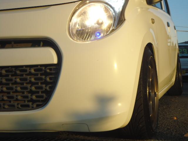 アルト Ｆ　５速ミッション　社外１５インチアルミ　ローダウン　社外マフラー　エアクリ　ナビ　ワンセグＴＶ　ＥＴＣ（7枚目）