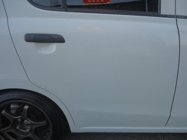 アルト Ｆ　５速ミッション　社外１５インチアルミ　ローダウン　社外マフラー　エアクリ　ナビ　ワンセグＴＶ　ＥＴＣ（10枚目）