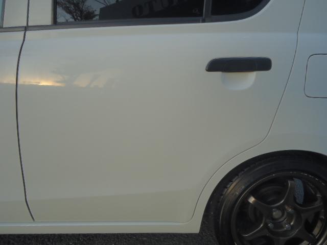 アルト Ｆ　５速ミッション　社外１５インチアルミ　ローダウン　社外マフラー　エアクリ　ナビ　ワンセグＴＶ　ＥＴＣ（13枚目）