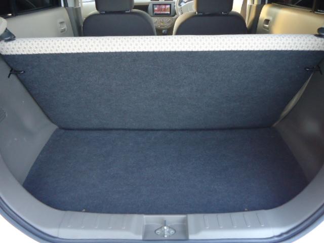 アルト Ｆ　５速ミッション　社外１５インチアルミ　ローダウン　社外マフラー　エアクリ　ナビ　ワンセグＴＶ　ＥＴＣ（32枚目）