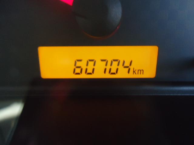 アルト Ｆ　５速ミッション　社外１５インチアルミ　ローダウン　社外マフラー　エアクリ　ナビ　ワンセグＴＶ　ＥＴＣ（37枚目）