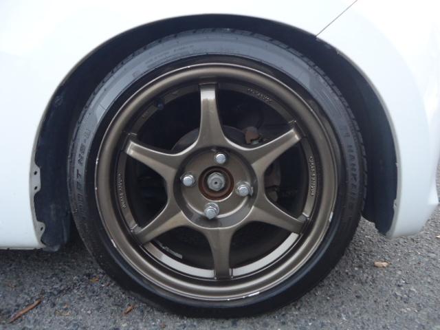 アルト Ｆ　５速ミッション　社外１５インチアルミ　ローダウン　社外マフラー　エアクリ　ナビ　ワンセグＴＶ　ＥＴＣ（39枚目）