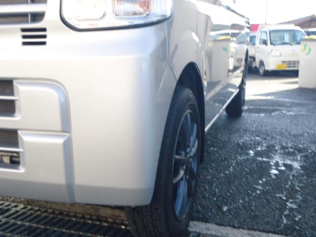 エブリイ PCリミテッド 4WD 5速ミッション 社外アルミ ETC(7枚目)