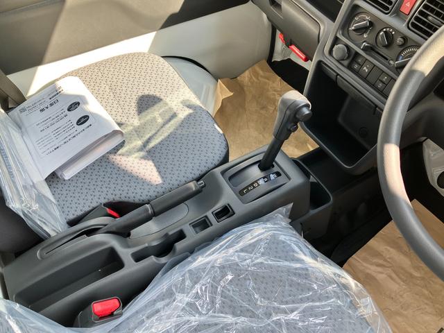 NT100クリッパートラック DX セーフティパッケージ キーレス パワーウィンド 4AT ☆登録済未使用☆(14枚目)