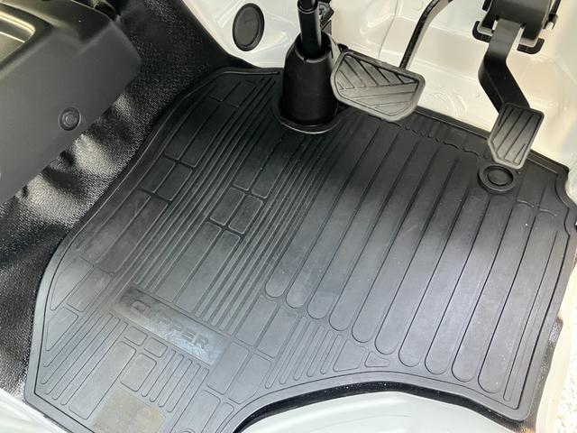 NT100クリッパートラック DX セーフティパッケージ キーレス パワーウィンド 4AT ☆登録済未使用☆(17枚目)