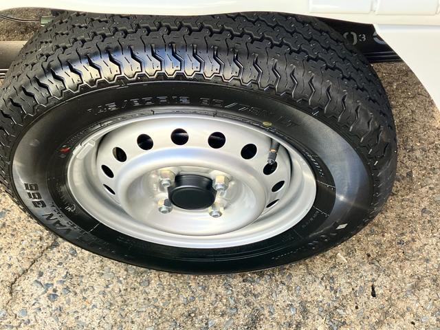 NT100クリッパートラック DX セーフティパッケージ キーレス パワーウィンド 4AT ☆登録済未使用☆(27枚目)