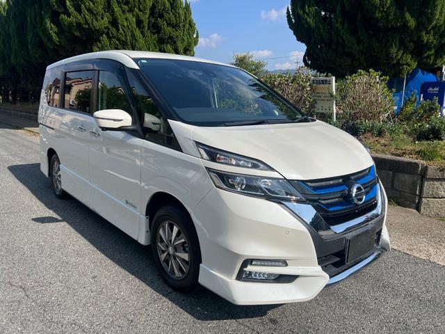 セレナ e-パワー ハイウェイスターV 純正9型ナビ 後席モニター 全周囲カメラ プロパイロット 衝突軽減 両側電動スライドドア 禁煙車 インテリジェントルームミラー LEDヘッド リアオートエアコン パーキングアシスト 純正エアロ(4枚目)